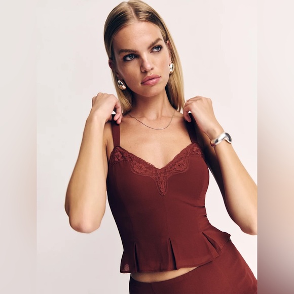 Reformation Sarita Two Piece in Chianti. Brand new without tags,  never worn. - Picture 4 of 6